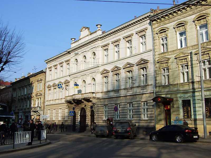 2-Х Рівнева Квартира В Центрі Університет Франка З Парковкою リヴィウ エクステリア 写真